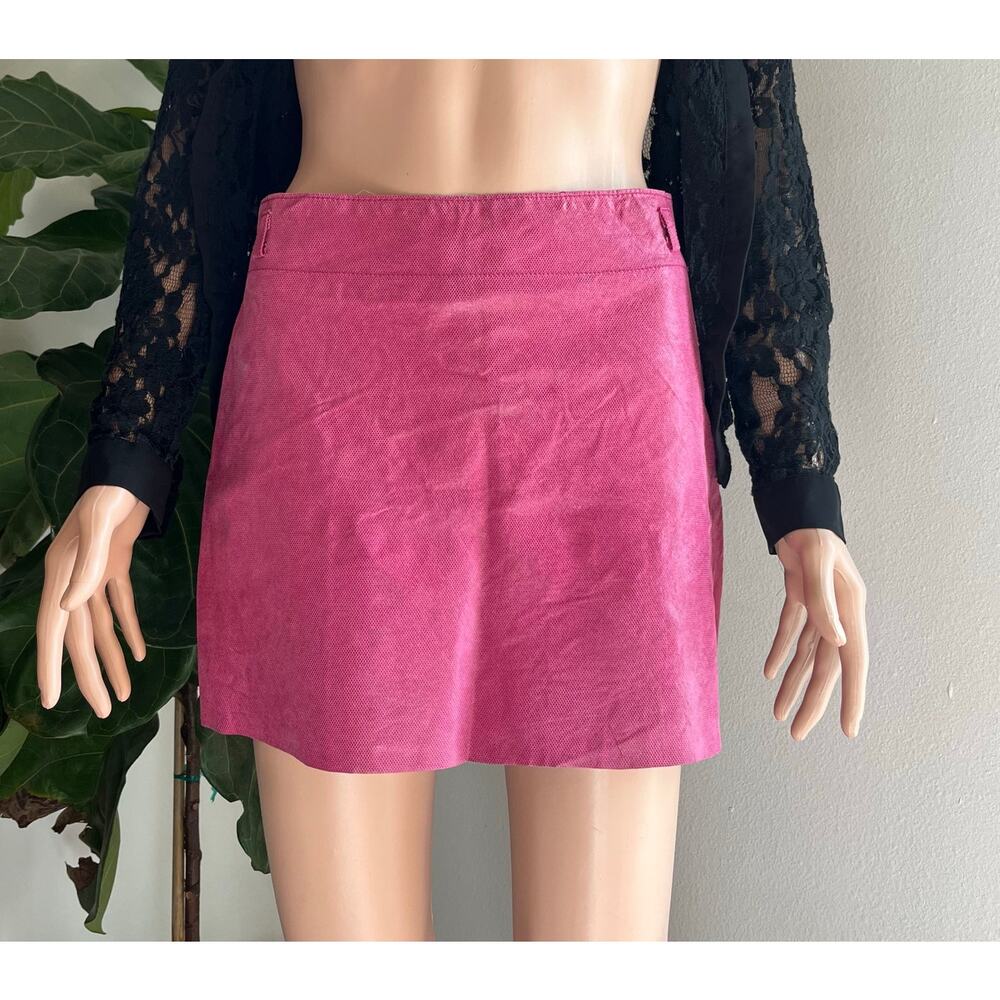 Vintage hot pink leather mini skirt with textured finish